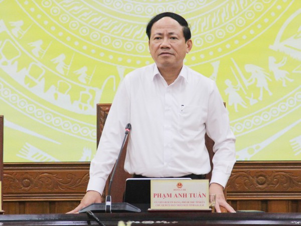 Chủ tịch tỉnh Gia Lai ra lệnh ‘siết giá’: Chặn đầu cơ, găm hàng