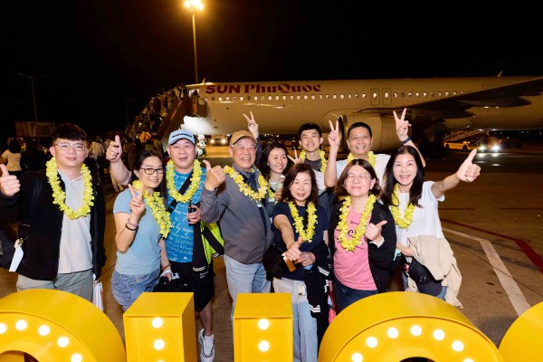 Du lịch lễ phập phồng