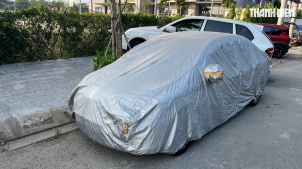 4 sai lầm khi sử dụng bạt che nắng ô tô chủ xe cần tránh 4 sai lầm khi sử dụng bạt che nắng ô tô chủ xe cần tránh