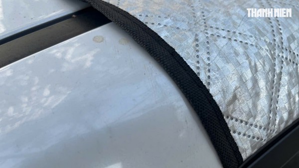 4 sai lầm khi sử dụng bạt che nắng ô tô chủ xe cần tránh 4 sai lầm khi sử dụng bạt che nắng ô tô chủ xe cần tránh