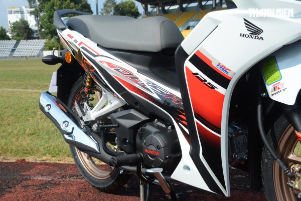 Xe máy số Honda Dash 125 2026 nhập khẩu Malaysia về Việt Nam, giá 88 triệu đồng