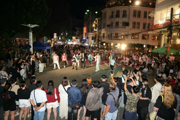 Công an Cần Thơ cảnh báo tội phạm tại bến Ninh Kiều, chợ nổi Cái Răng