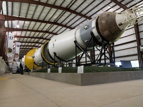 Cuộc đua lên mặt trăng: Nửa thế kỷ nhân loại 'lỡ hẹn' với 'chị Hằng'