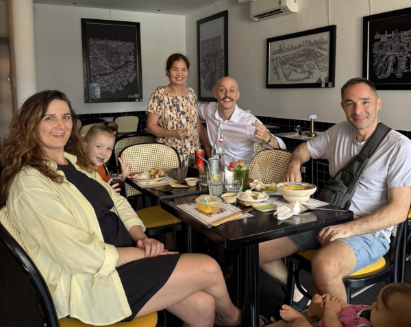 Ông Tây mở nhà hàng Việt 'view triệu đô' ở TP.HCM, 95% khách là người nước ngoài