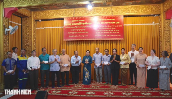 Bộ Dân tộc và Tôn giáo chúc Tết Chôl Chnăm Thmây tại chùa Candaransi 80 năm tuổi Bộ Dân tộc và Tôn giáo chúc Tết Chôl Chnăm Thmây tại chùa Candaransi 80 năm tuổi