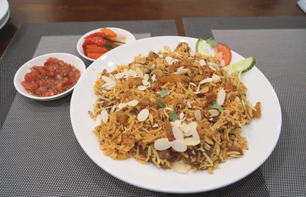 Ông chủ người Ai Cập mở quán ở TP.HCM, khách Trung Đông tìm thấy hương vị quê nhà Ông chủ người Ai Cập mở quán ở TP.HCM, khách Trung Đông tìm thấy hương vị quê nhà