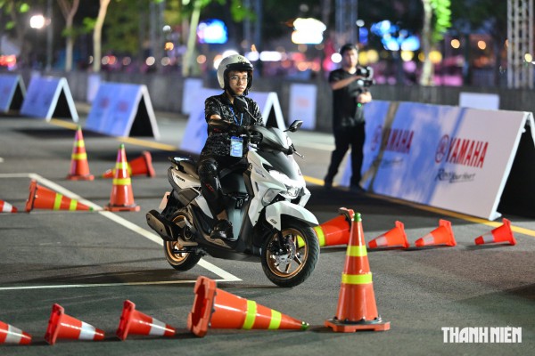 Yamaha Gear 125 Hybrid có gì đấu với 'vua doanh số' Honda Vision? Yamaha Gear 125 Hybrid có gì đấu với 'vua doanh số' Honda Vision?