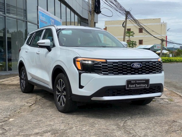 3 mẫu crossover cỡ trung 'ăn chắc mặc bền' giá dưới 800 triệu đồng 3 mẫu crossover cỡ trung 'ăn chắc mặc bền' giá dưới 800 triệu đồng