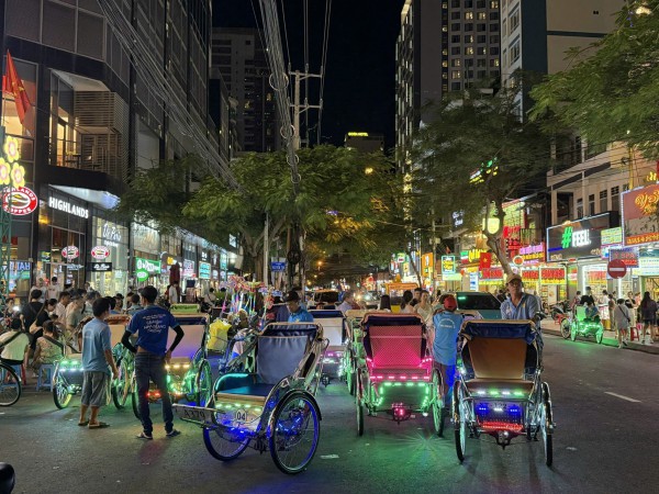 Nha Trang chấn chỉnh xích lô gắn động cơ trái phép