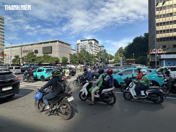 Sau 3 năm hoạt động, Xanh SM đổi tên thành Green SM