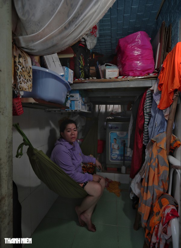 Sống trong nhà kho 2 - 3 mét vuông nơi cư xá Thanh Đa ở TP.HCM