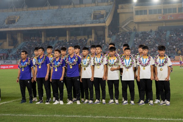 Hà Nội hoàn thiện mảnh ghép vô địch, gợi mở điều này cho bóng đá Việt Nam