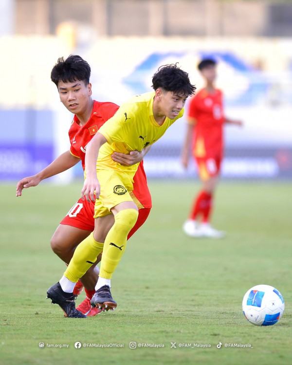 HLV Malaysia hứa ‘đổi bài’ ở chung kết, chuyên gia dự đoán khó thắng U.17 Việt Nam