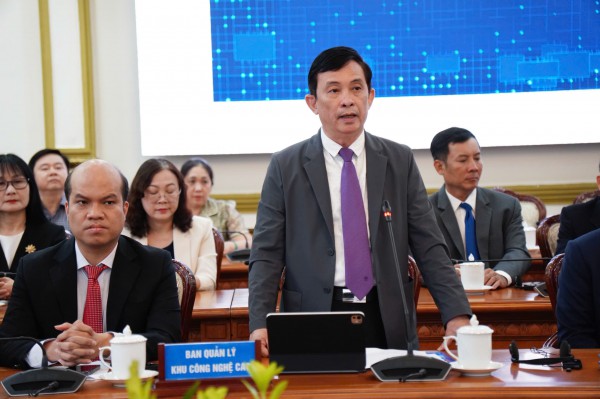 TP.HCM trao chứng nhận đăng ký đầu tư cho 4 'siêu' dự án công nghệ cao