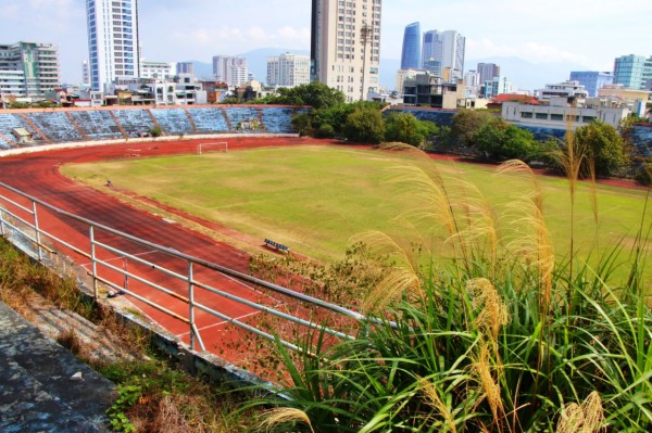 Nhìn lại sân vận động Chi Lăng ‘chảo lửa’ đình đám một thời trước khi trở thành dĩ vãng