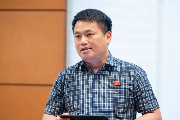 An ninh năng lượng: 'Không thể chờ khát mới đào giếng'