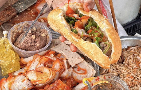 Bánh mì Việt Nam: Từ ổ bánh giá 5.000 đồng đến tiệm được Michelin vinh danh Bánh mì Việt Nam: Từ ổ bánh giá 5.000 đồng đến tiệm được Michelin vinh danh
