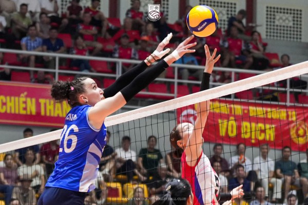 Bất ngờ thú vị tại giải bóng chuyền vô địch quốc gia