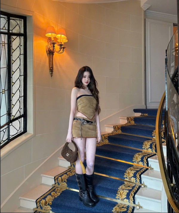 Bí quyết phối trang phục đơn sắc vừa đẹp vừa sang