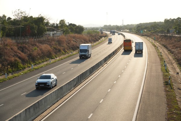 Cách xử lý khi gặp sự cố trên cao tốc: Cục CSGT hướng dẫn cụ thể Cách xử lý khi gặp sự cố trên cao tốc: Cục CSGT hướng dẫn cụ thể