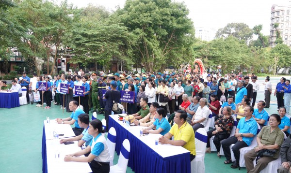 Công viên tạm ở TP.HCM tiếp tục mở cửa, ai trả phí vận hành?