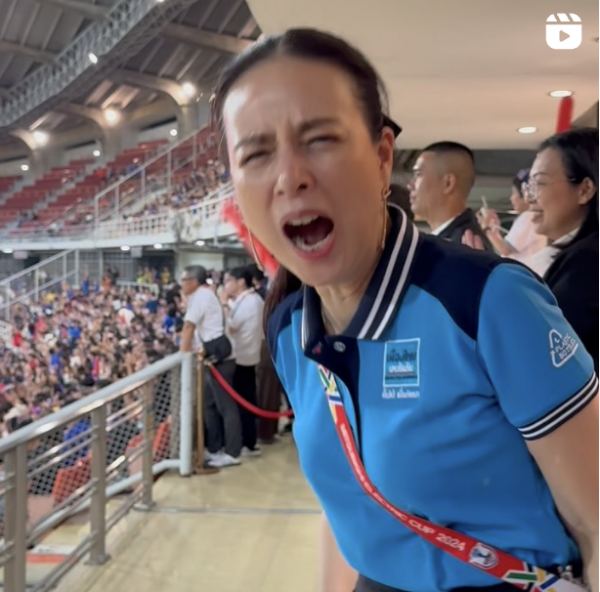Madam Pang bỗng dưng ví đội tuyển Thái Lan ‘như miếng thịt bò thơm ngon’ Madam Pang bỗng dưng ví đội tuyển Thái Lan ‘như miếng thịt bò thơm ngon’