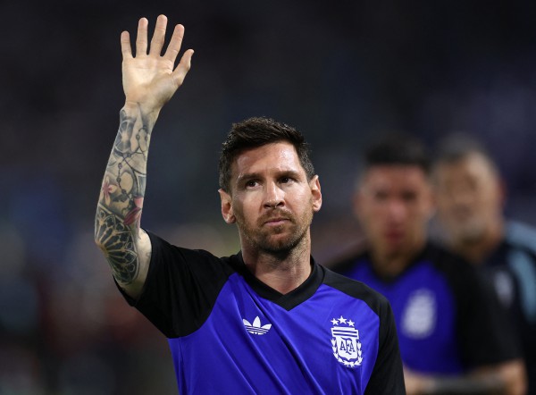Messi bất ngờ mua CLB Tây Ban Nha, David Beckham lên tiếng về biến động Inter Miami