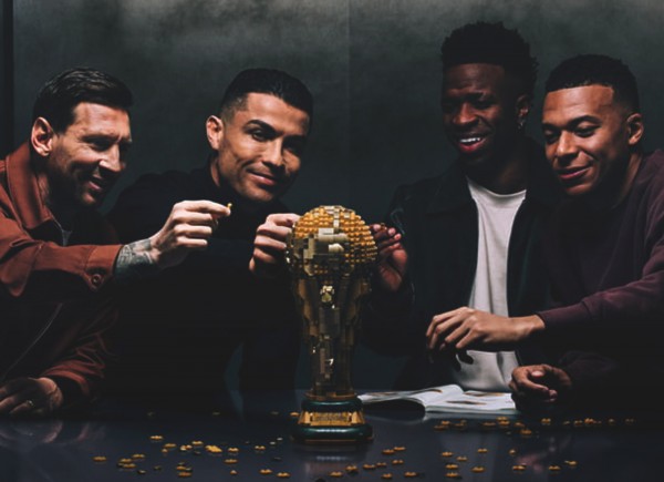 Messi và Ronaldo gây sốt World Cup