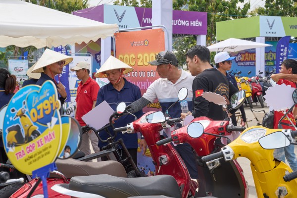 Mỗi giờ trôi qua, VinFast nhận hơn 181 đơn hàng, xuất xưởng hơn 125 xe máy điện Mỗi giờ trôi qua, VinFast nhận hơn 181 đơn hàng, xuất xưởng hơn 125 xe máy điện