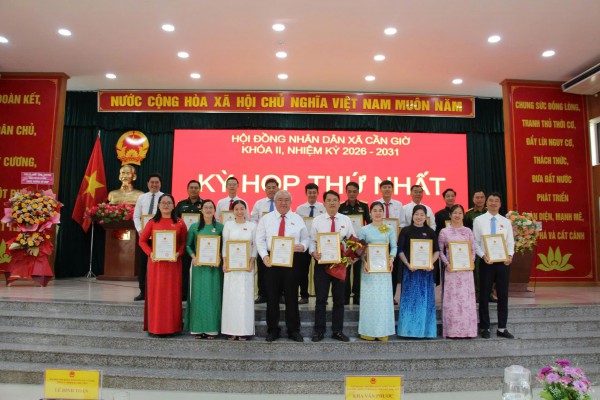 TP.HCM: Phường Bình Thạnh, xã Cần Giờ ra mắt bộ máy lãnh đạo nhiệm kỳ mới TP.HCM: Phường Bình Thạnh, xã Cần Giờ ra mắt bộ máy lãnh đạo nhiệm kỳ mới