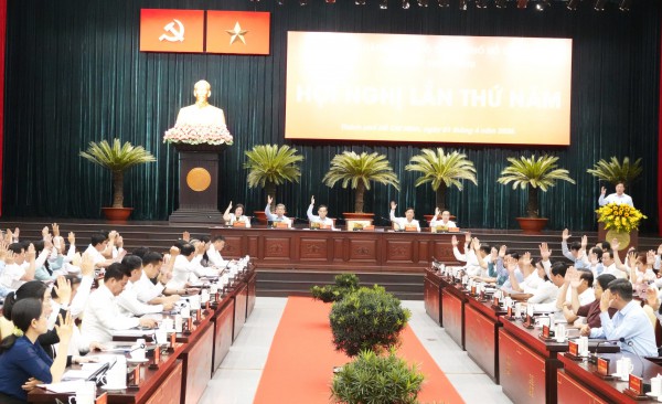 TP.HCM tăng trưởng trên 8%, sắp có 2 đòn bẩy thể chế