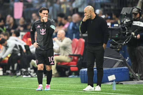 Tác động lớn của Messi khiến HLV Mascherano bất ngờ chia tay Inter Miami