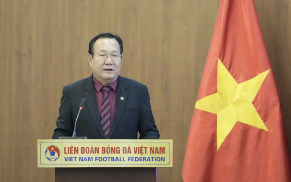 Tân HLV đội tuyển Việt Nam Hoàng Văn Phúc: 'Kế nhiệm huyền thoại Mai Đức Chung, áp lực là chuyện bình thường'