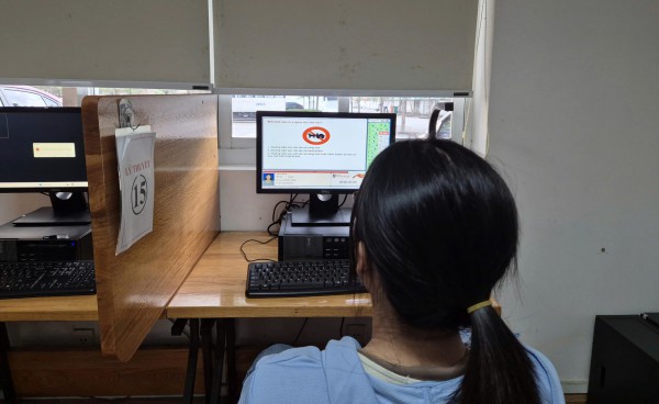 Trước khi thi sát hạch lái xe phải xem clip cảnh báo về tai nạn giao thông