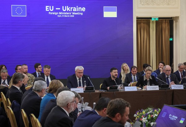 Ukraine nhận tín hiệu tích cực từ Mỹ và EU