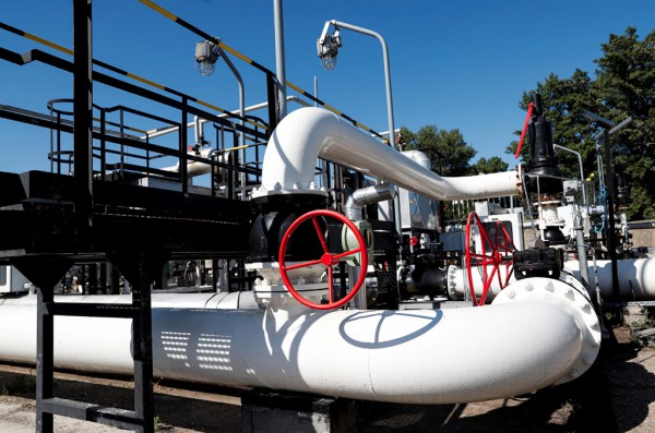 Ukraine nối lại đường ống dẫn dầu cho Hungary, Slovakia