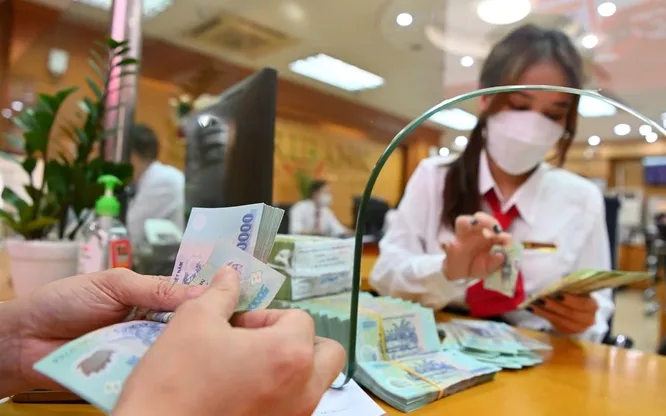 Làn sóng giảm lãi suất huy động tiếp tục lan rộng