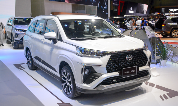10 ô tô động cơ xăng, dầu bán chạy nhất tháng 4.2026: Veloz Cross dẫn đầu