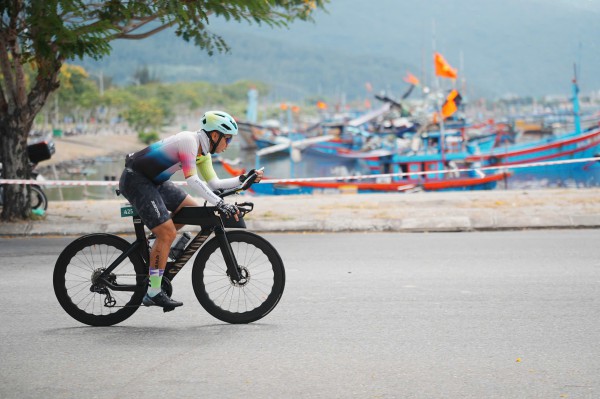 Nguyễn Thị Ánh Viên gây chú ý tại IRONMAN Đà Nẵng