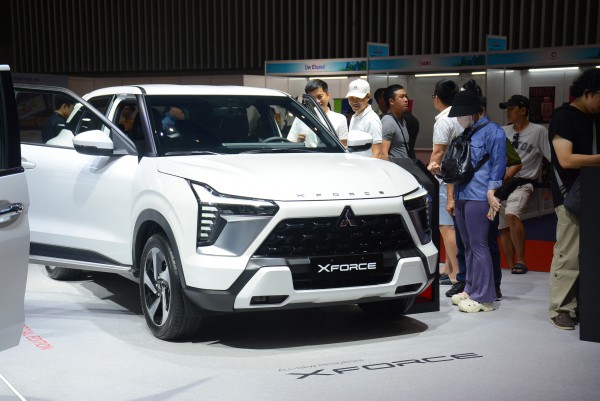 10 ô tô động cơ xăng, dầu bán chạy nhất tháng 4.2026: Veloz Cross dẫn đầu