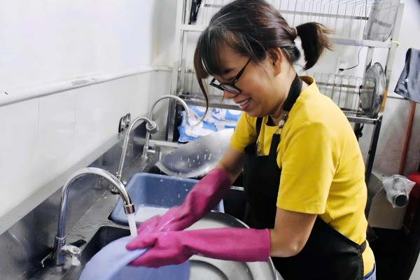 Quán cơm miễn phí gần bệnh viện và lời chúc lạ: ‘Mong không gặp lại’