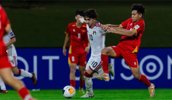 AFC chỉ thẳng điểm mấu chốt giúp U.17 Việt Nam ngược dòng hạ UAE, giành ngôi đầu ngoạn mục AFC chỉ thẳng điểm mấu chốt giúp U.17 Việt Nam ngược dòng hạ UAE, giành ngôi đầu ngoạn mục