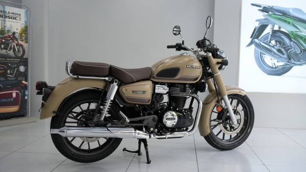 Mô tô cổ điển Honda CB350C đầu tiên về Việt Nam, giá từ 185 triệu đồng Mô tô cổ điển Honda CB350C đầu tiên về Việt Nam, giá từ 185 triệu đồng