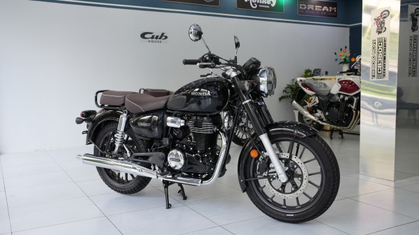 Mô tô cổ điển Honda CB350C đầu tiên về Việt Nam, giá từ 185 triệu đồng Mô tô cổ điển Honda CB350C đầu tiên về Việt Nam, giá từ 185 triệu đồng