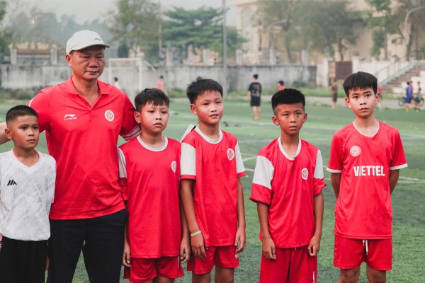 Từ Mạnh Cường U.17 Việt Nam đến giấc mơ World Cup: Thể Công Viettel tuyển sinh lớn nhất lịch sử
