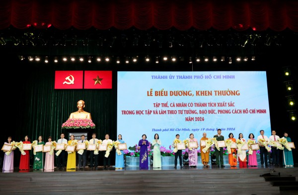 TP.HCM tuyên dương 358 tập thể, cá nhân học và làm theo gương Bác Hồ