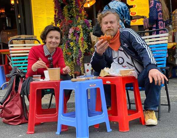 Bàn ghế nhựa, cơm tấm và một góc TP.HCM ở Berlin