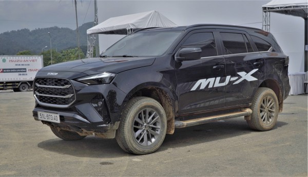 SUV 7 chỗ: Toyota Fortuner chỉ bán hơn 60 xe, doanh số Everest giảm kỷ lục SUV 7 chỗ: Toyota Fortuner chỉ bán hơn 60 xe, doanh số Everest giảm kỷ lục