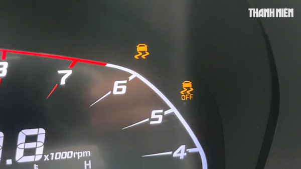 Giải mã nút bấm biểu tượng ô tô trượt kèm chữ 'OFF', khi nào nên bật, tắt?