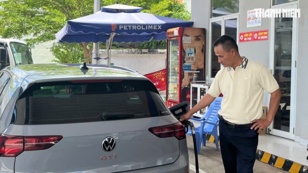 Xăng E10 có thực sự làm xe ì máy yếu, 'ngốn' nhiên liệu?